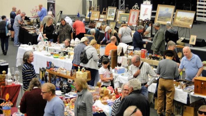 Collect-a-Mania Antique, Collectables & Record Fair @ Samford Showgrounds